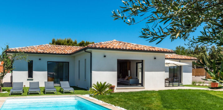 Découvrez Votre Villa de Standing à Vias, au Bord de la Méditerranée