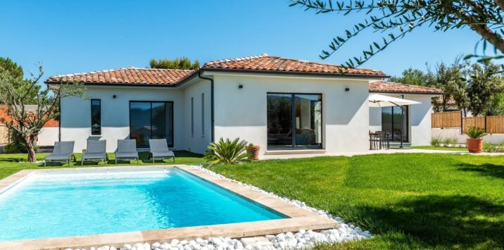 Maison neuve avec terrain 627 m2